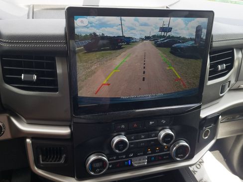 Used 2024 Ford Expedition XLT AWD/4WD image 22