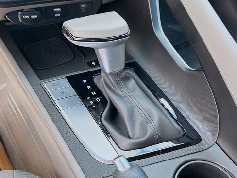 Certified 2025 Hyundai Elantra Sport image 13