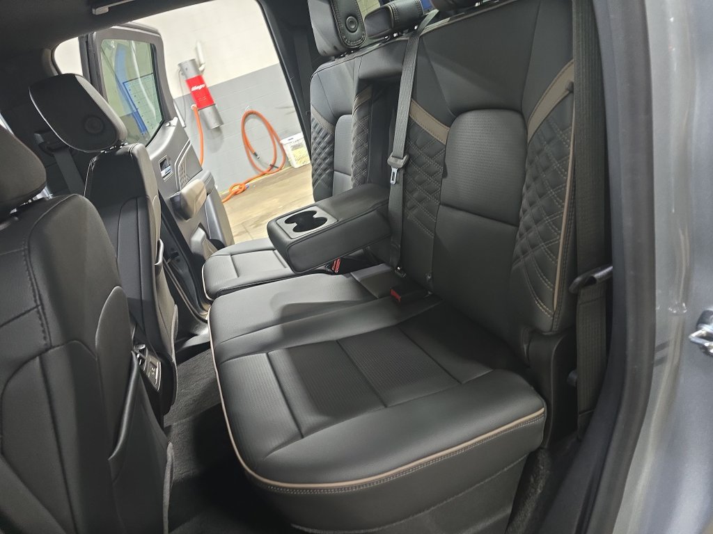 Used 2026 GMC Canyon Denali AWD/4WD image 15