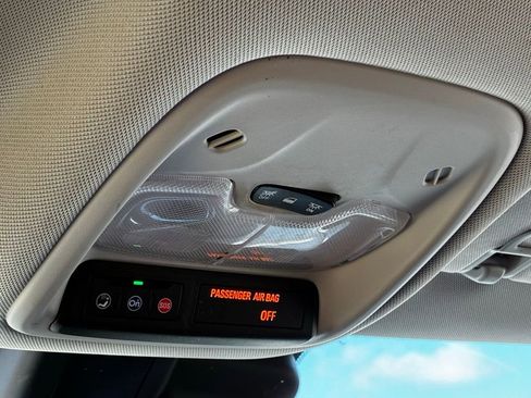 Used 2021 Chevrolet TrailBlazer LT w/ Driver Confidence Package image 24