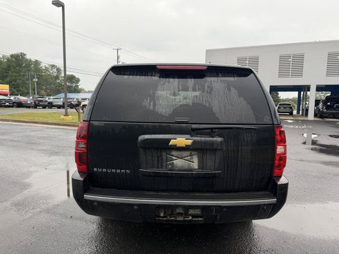 Used 2013 Chevrolet Suburban LTZ AWD/4WD image 4
