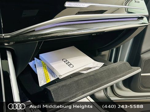 Certified 2025 Audi Q7 2.0T Premium w/ Convenience Plus Package AWD/4WD image 24