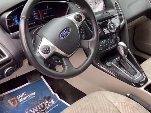 Used 2017 Ford Focus Electric Hatchback FWD image 11