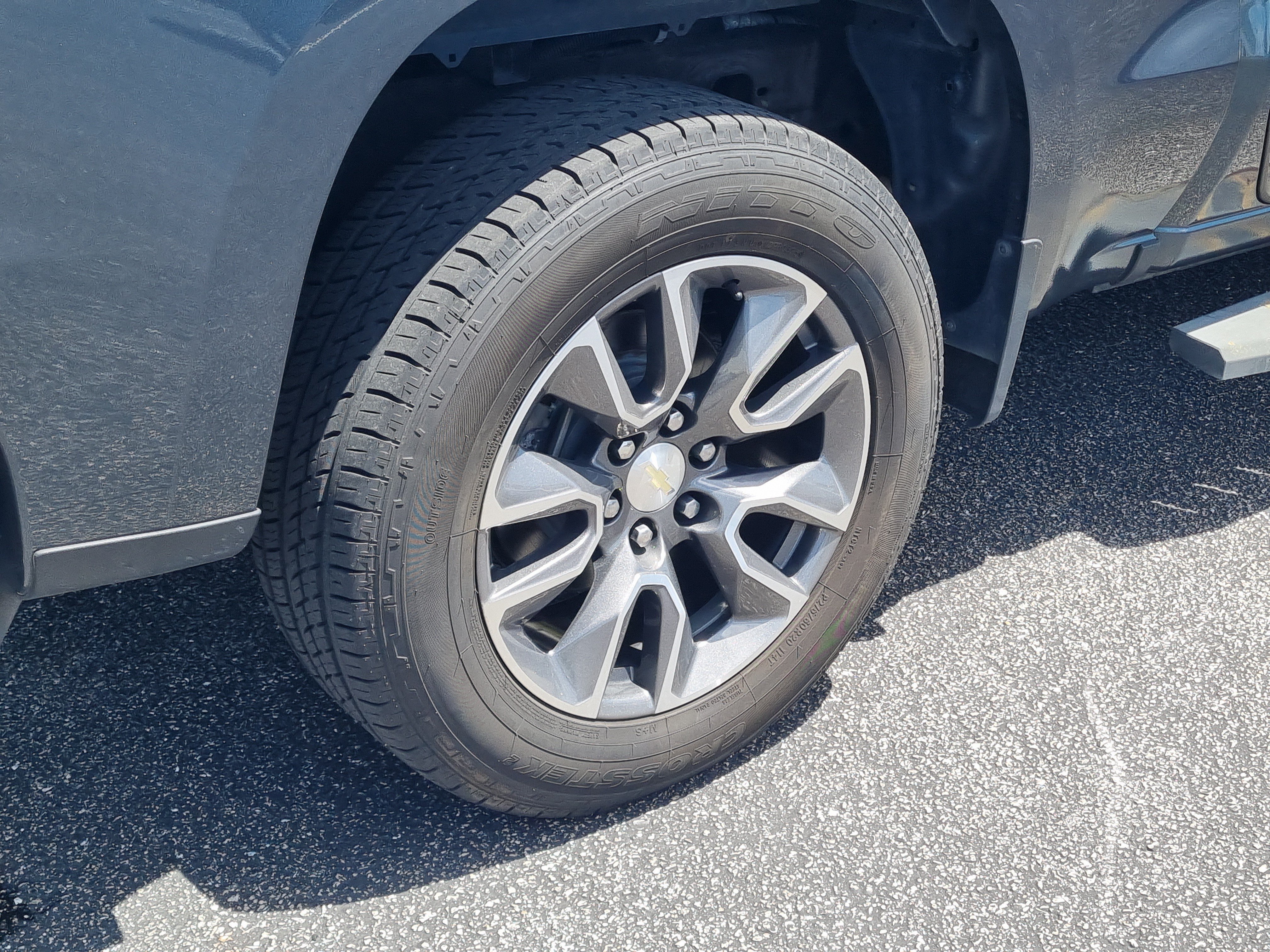 Used 2020 Chevrolet Silverado 1500 LT w/ All-Star Edition RWD image 7