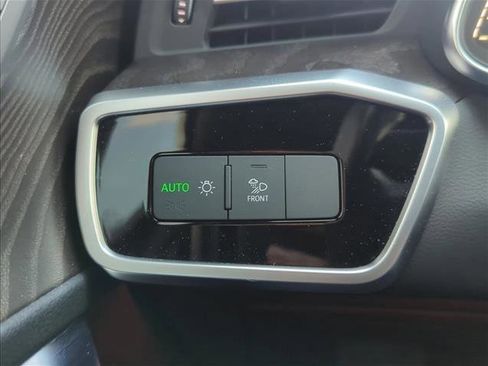 Used 2023 Audi A6 Premium Plus w/ Premium Plus Package image 19