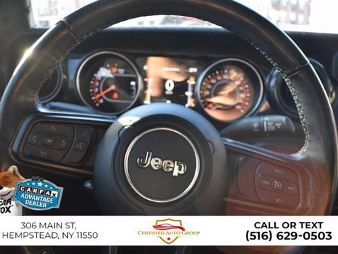 Used 2022 Jeep Gladiator Sport image 13