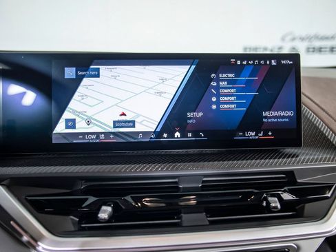 Used 2024 BMW XM AWD/4WD image 29