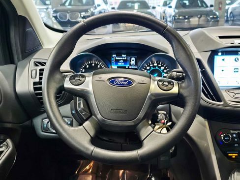 Used 2016 Ford Escape SE w/ Leather Comfort Package AWD/4WD image 11