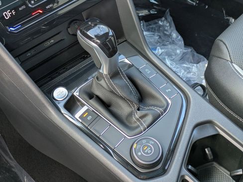 New 2026 Volkswagen Taos SEL AWD/4WD image 15
