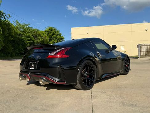Used 2020 Nissan 370Z NISMO image 6