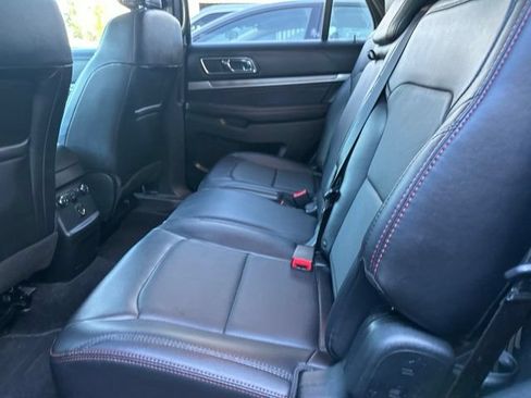 Used 2019 Ford Explorer Sport AWD/4WD image 10