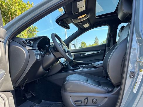 Certified 2023 INFINITI QX55 Luxe w/ Cargo Package image 10