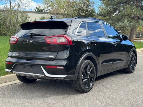 Used 2019 Kia Niro S Touring image 7