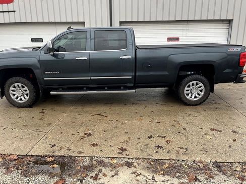 Used 2017 Chevrolet Silverado 3500 LTZ w/ Duramax Plus Package image 8