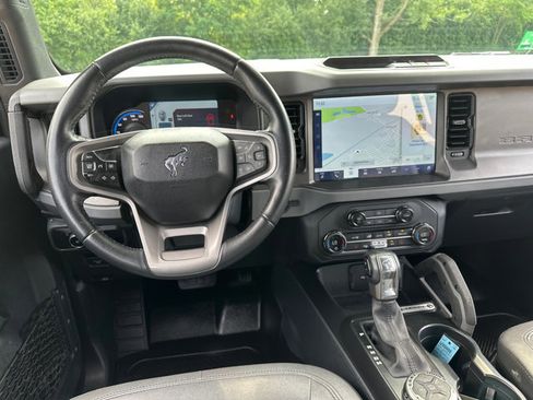 Used 2024 Ford Bronco Big Bend image 16