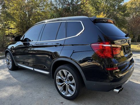 Used 2017 BMW X3 sDrive28i w/ Premium Package image 6