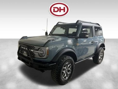 Used 2022 Ford Bronco Badlands image 5