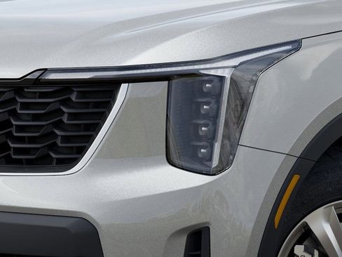 New 2026 Kia Sorento LX image 10