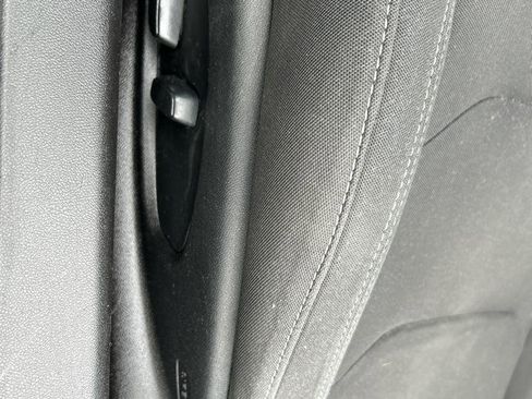 Used 2020 Chevrolet Camaro LT image 15