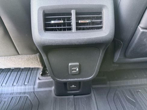 Used 2020 GMC Terrain SLT w/ Preferred Package AWD/4WD image 24