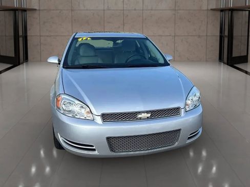 Used 2014 Chevrolet Impala LT w/ LT Sunroof Package FWD image 5