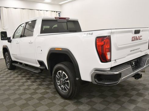 Used 2024 GMC Sierra 2500 SLE image 5