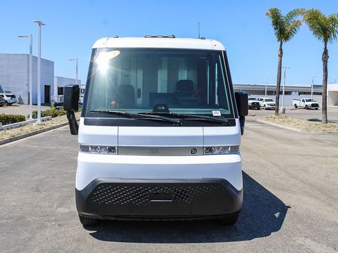 Used 2024 Chevrolet Brightdrop 600 w/ Commercial Equipment Package AWD/4WD image 2