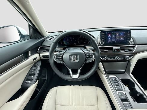Used 2022 Honda Accord Touring image 17