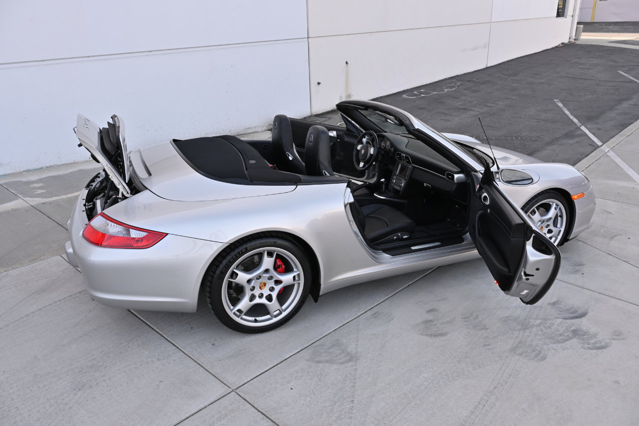 Used 2005 Porsche 911 Carrera S RWD image 57