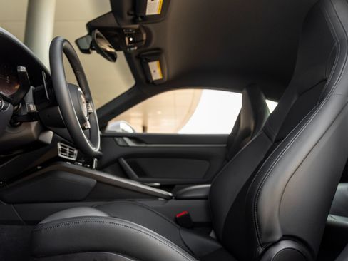 Certified 2026 Porsche 911 Carrera S RWD image 23