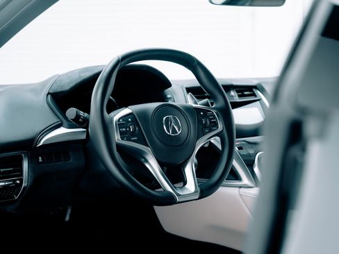 Used 2017 Acura NSX image 29