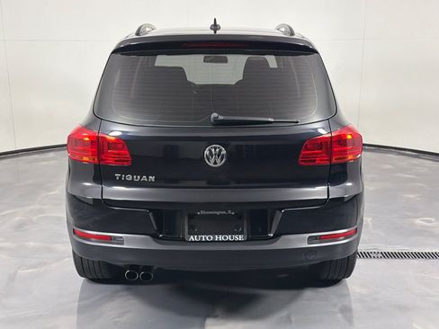 Used 2017 Volkswagen Tiguan S FWD image 6