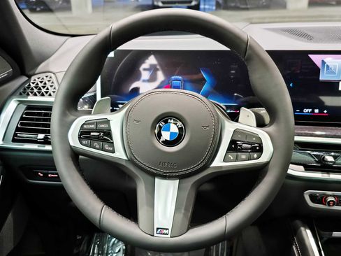 New 2026 BMW X6 xDrive40i image 11