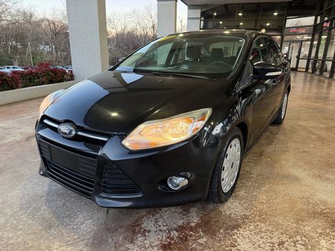 Used 2012 Ford Focus SE image 3