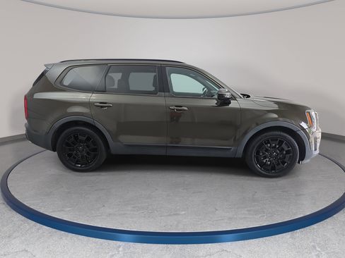 Used 2021 Kia Telluride SX w/ Nightfall Edition Package AWD/4WD image 4