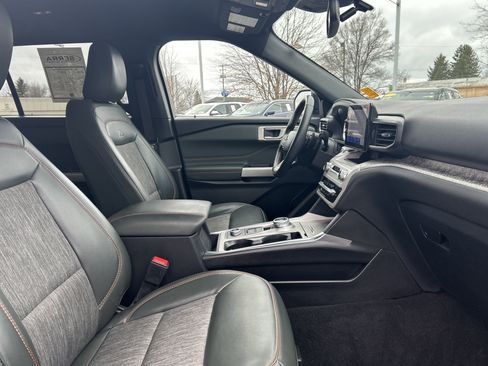 Used 2023 Ford Explorer Timberline w/ Timberline Technology Package image 10