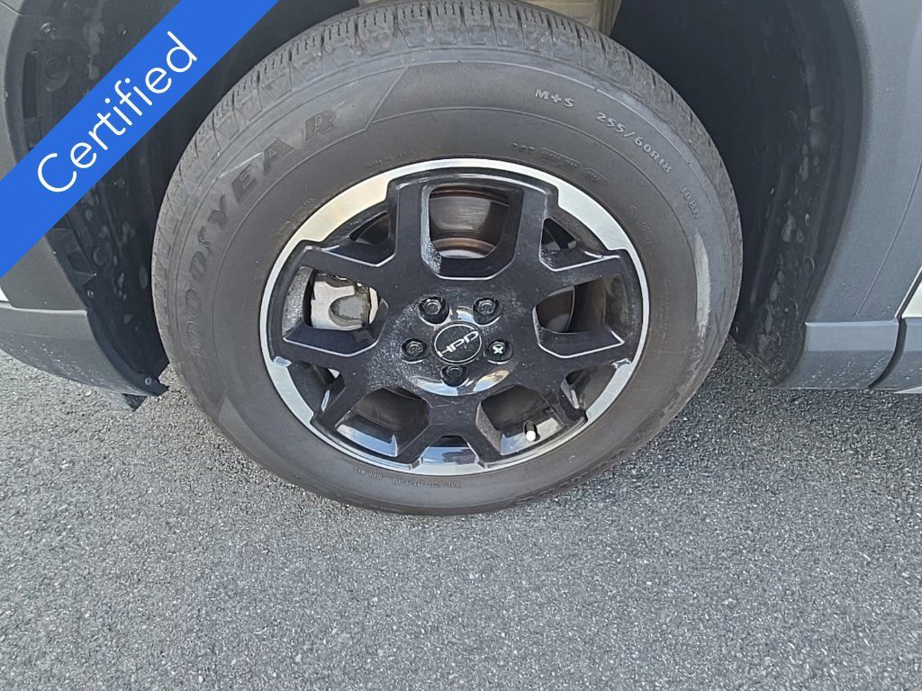 Certified 2025 Honda Pilot EX-L image 9