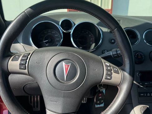 Used 2009 Pontiac Solstice GXP w/ Premium Package image 6