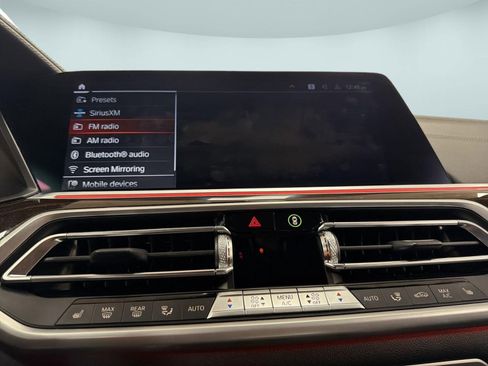 Used 2022 BMW X5 xDrive40i w/ Premium Package image 21