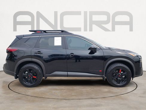 Certified 2025 Nissan Rogue SV AWD/4WD image 15