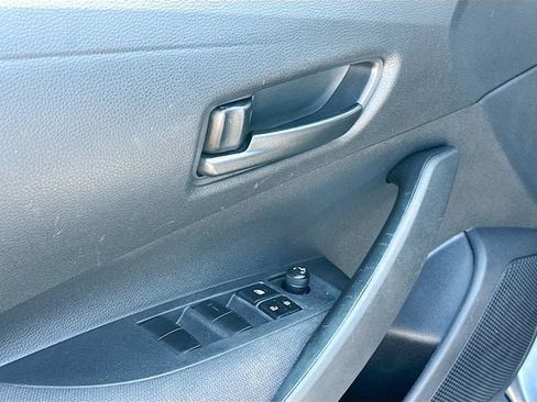 Used 2023 Toyota Corolla LE image 17