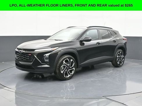 New 2026 Chevrolet Trax RS w/ Sunroof Package image 4