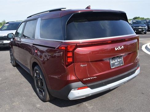 New 2026 Kia Carnival EX image 5