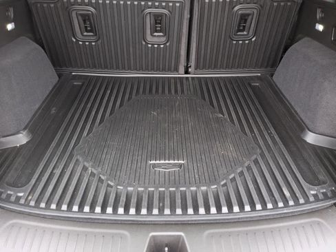 Used 2025 Cadillac XT5 Luxury w/ LPO, Floor Liner Package AWD/4WD image 32