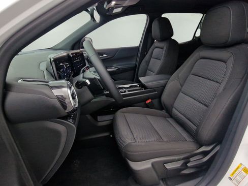 New 2026 Chevrolet Equinox LT w/ Safety and Technology Package image 14