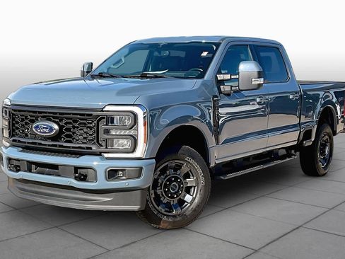 Used 2023 Ford F250 Lariat w/ Lariat Ultimate Package AWD/4WD image 2
