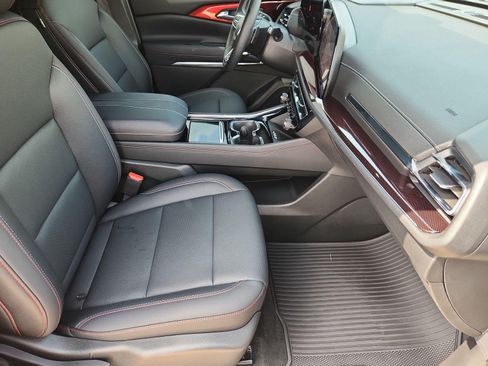Used 2026 Chevrolet Traverse Z71 w/ Driver Confidence Package AWD/4WD image 28