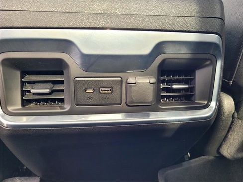 Used 2022 GMC Sierra 1500 AT4 w/ AT4 Carbonpro Edition image 14