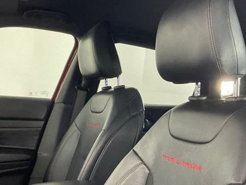 Used 2023 Jeep Compass Trailhawk AWD/4WD image 16