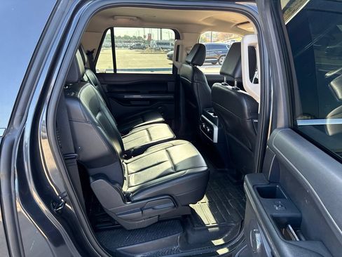 Used 2022 Ford Expedition Max XLT AWD/4WD image 12